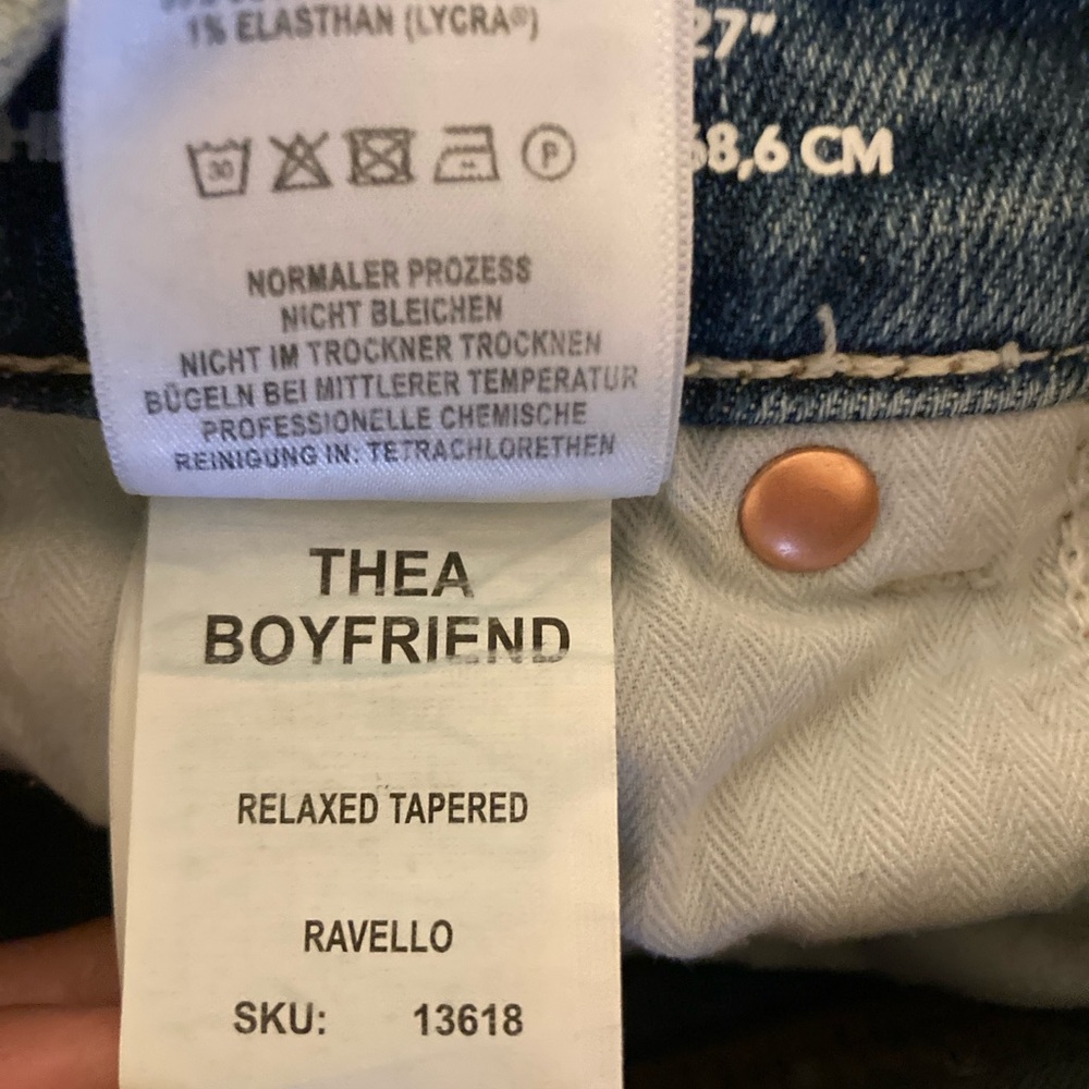 DL1961 Thea Boyfriend 27” Relaxed Tapered Jeans in Ravello Size 26 - Picture 8 of 11
